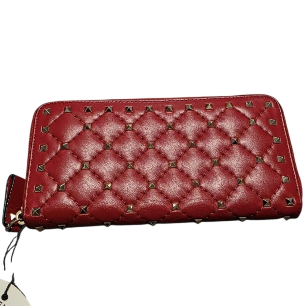 Valentino Garavani Nappa Rockstud Spike Zip Around Wallet